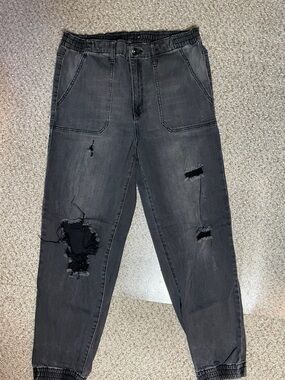 Women’s Distressed Black Jogger Jeans